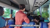 停赛！王霜在大巴为队友加油：希望带着我的决心信心，享受比赛