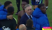 大型会友现场：安切洛蒂赛后和姆巴佩、维尼修斯寒暄
